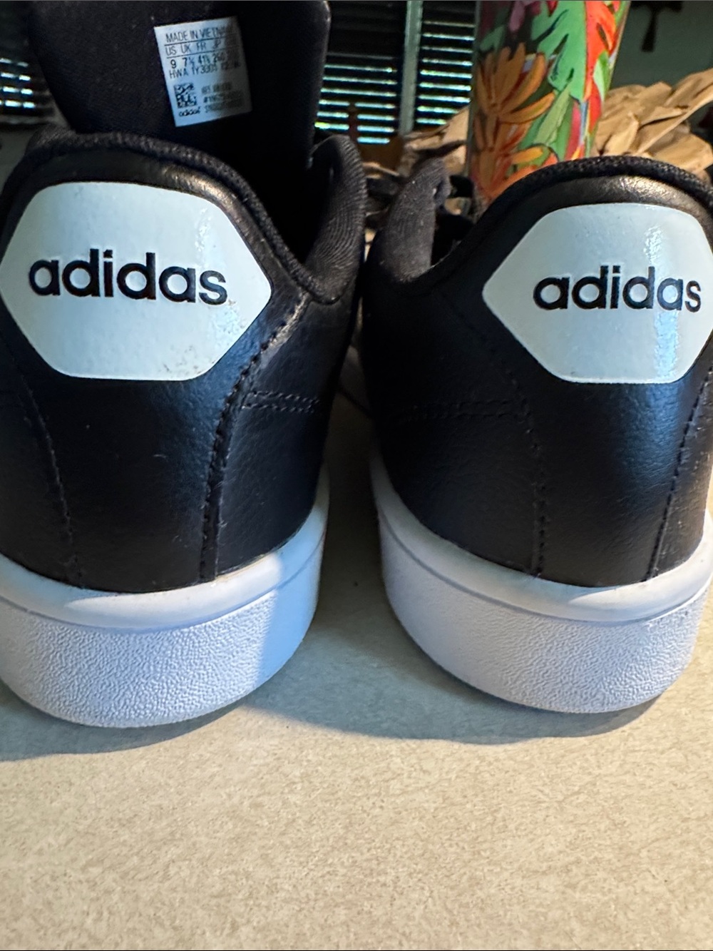 ADIDAS NEO Black & White Cloudfoam Low-Top Sneakers WOMENS SIZE 9 like NEW!✅